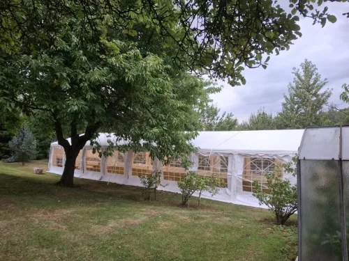 Stavba dvou stanů 6x10m